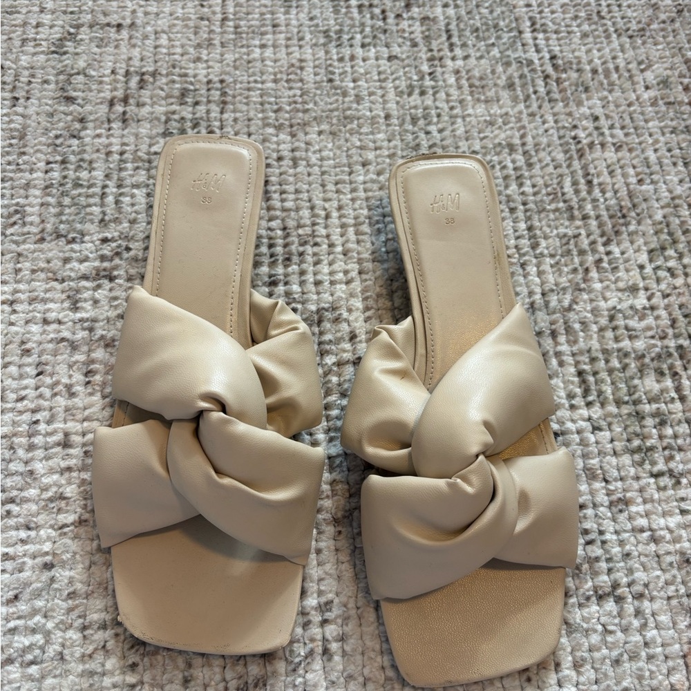 H&M Beige Knotted Slide Sandals